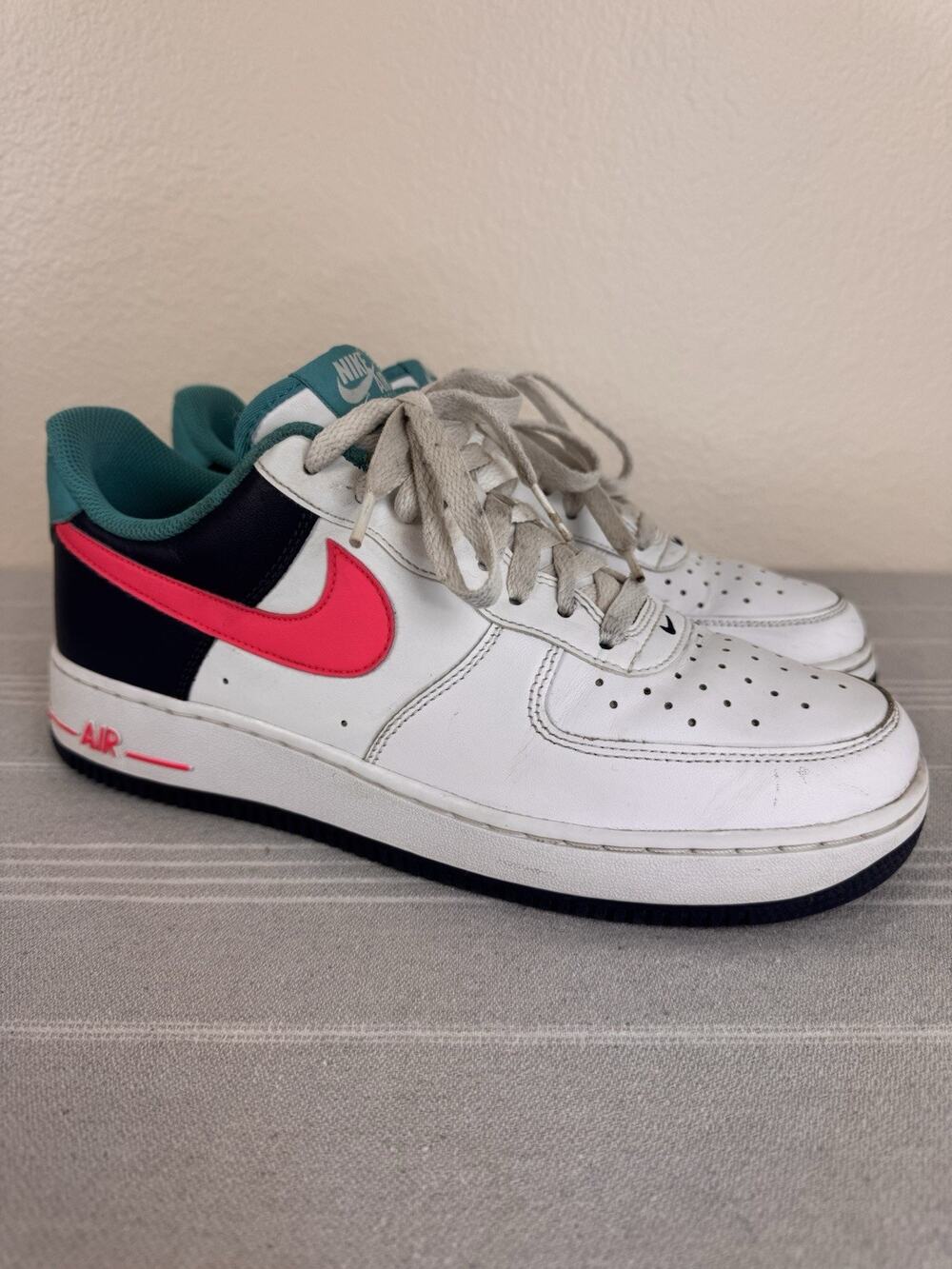 Nike Air Force 1 Low ‘07 90s Leather Athletic Sneakers Neon Pack White Multi 9.5